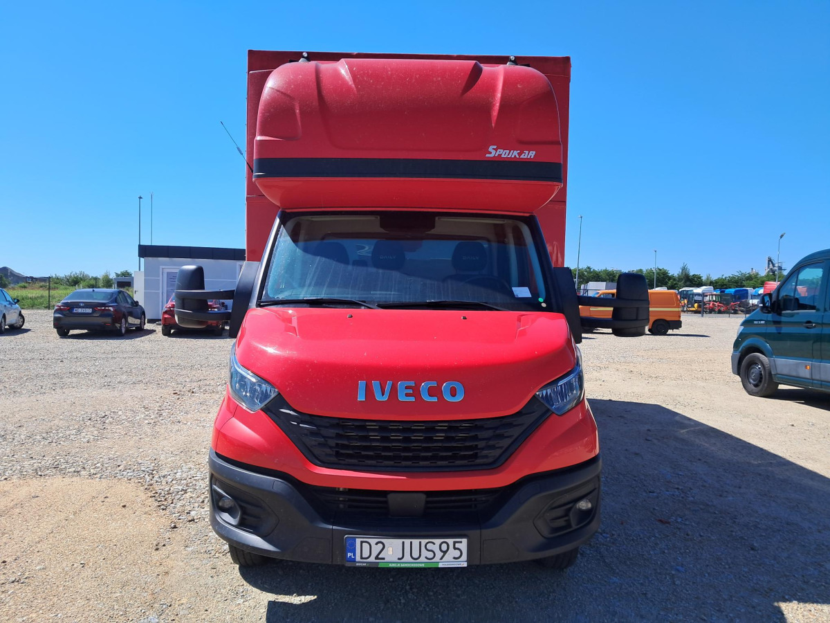 IVECO/JUSAM STANISŁAWJURKOWSKI 50C18/JU06 PLANDEKA - Dostavno vozilo sa ceradom: slika 4 IVECO/JUSAM STANISŁAWJURKOWSKI 50C18/JU06 PLANDEKA - Dostavno vozilo sa ceradom: slika 4