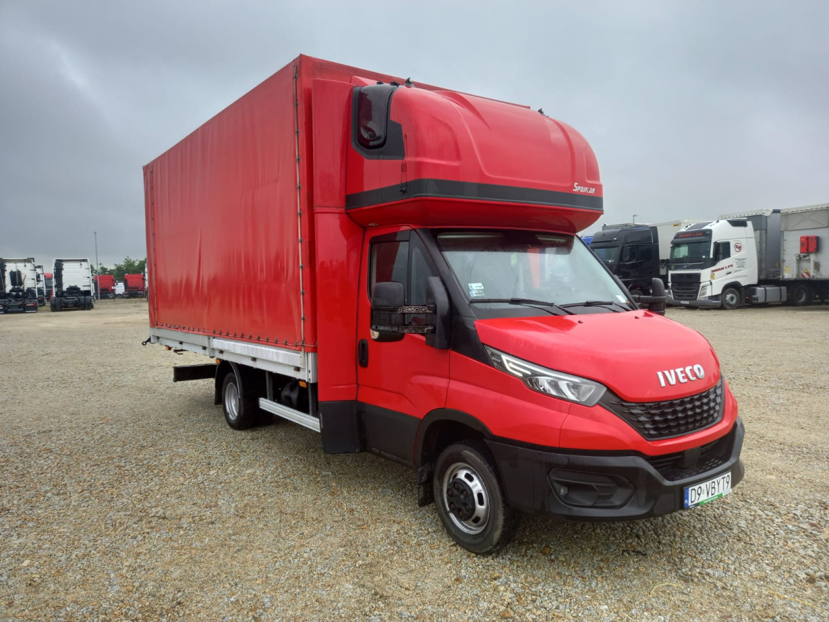 IVECO/JUSAM STANISŁAWJURKOWSKI 50C18/JU06 PLANDEKA - Dostavno vozilo sa ceradom: slika 1 IVECO/JUSAM STANISŁAWJURKOWSKI 50C18/JU06 PLANDEKA - Dostavno vozilo sa ceradom: slika 1