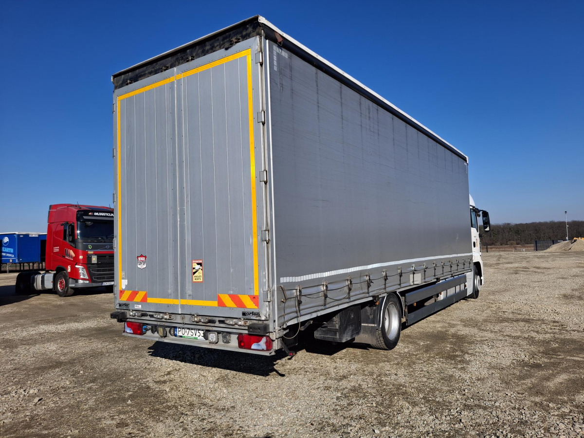 MAN TGS 18.320 4X2 LL SOLÓWKA - Kamion sa ceradom: slika 5 MAN TGS 18.320 4X2 LL SOLÓWKA - Kamion sa ceradom: slika 5