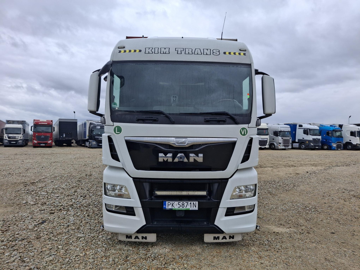 MAN TGX SOLÓWKA - Kamion sa ceradom: slika 3 MAN TGX SOLÓWKA - Kamion sa ceradom: slika 3