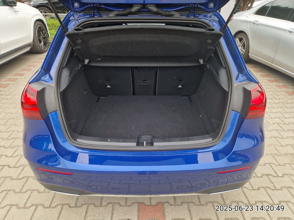 MERCEDES BENZ A 200 HATCHBACK - Hečbek: slika 5 MERCEDES BENZ A 200 HATCHBACK - Hečbek: slika 5