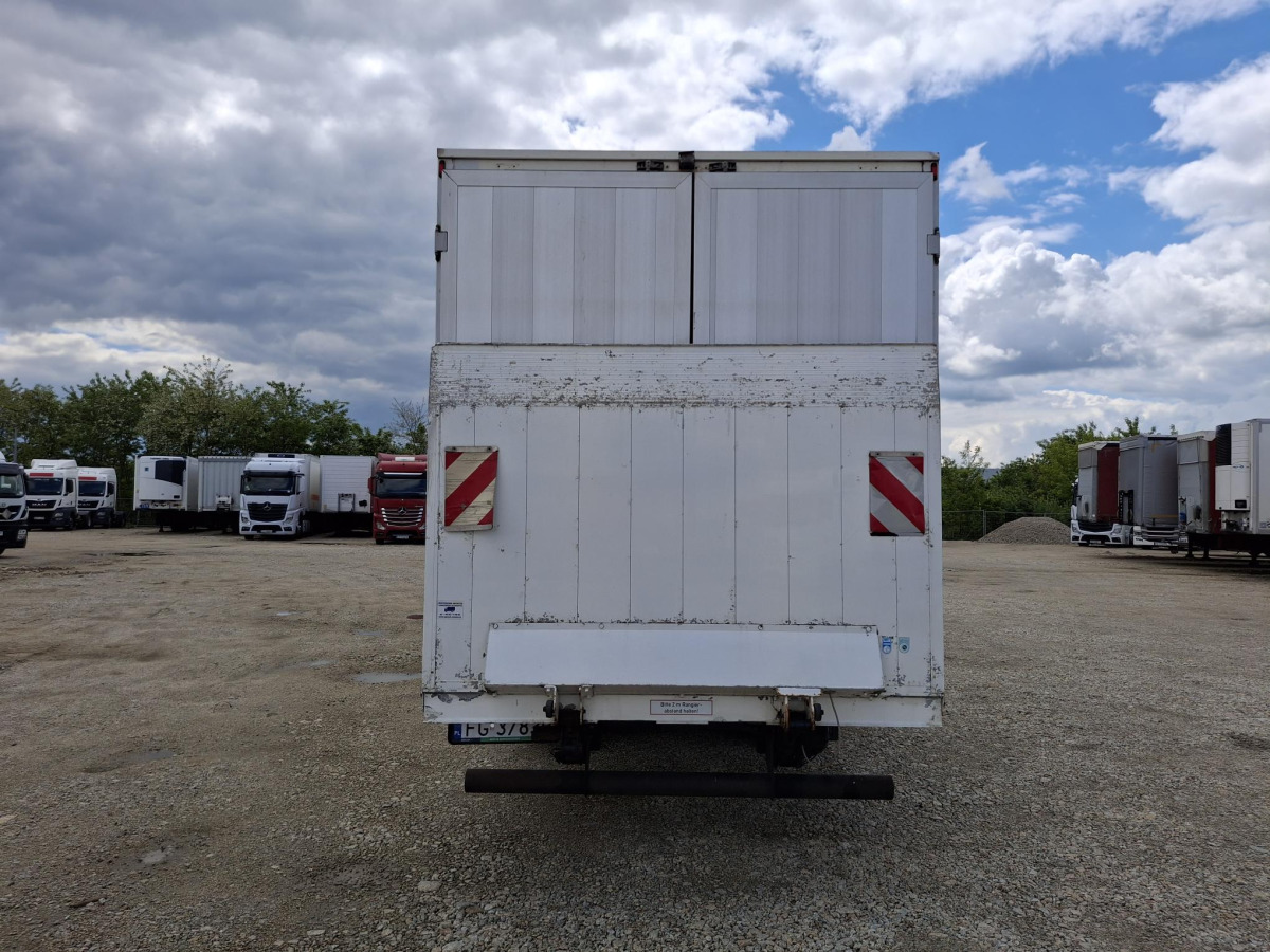 MERCEDES BENZ ATEGO KONTENER Z WINDĄ - Kamion sa zatvorenim sandukom: slika 4 MERCEDES BENZ ATEGO KONTENER Z WINDĄ - Kamion sa zatvorenim sandukom: slika 4