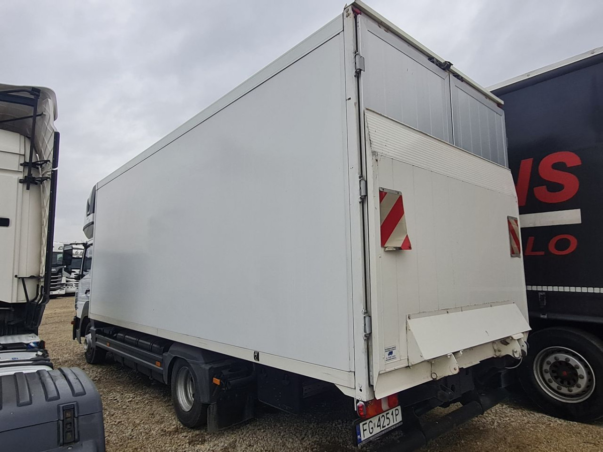MERCEDES BENZ ATEGO KONTENER Z WINDĄ - Dostavno vozilo sa zatvorenim sandukom: slika 4 MERCEDES BENZ ATEGO KONTENER Z WINDĄ - Dostavno vozilo sa zatvorenim sandukom: slika 4