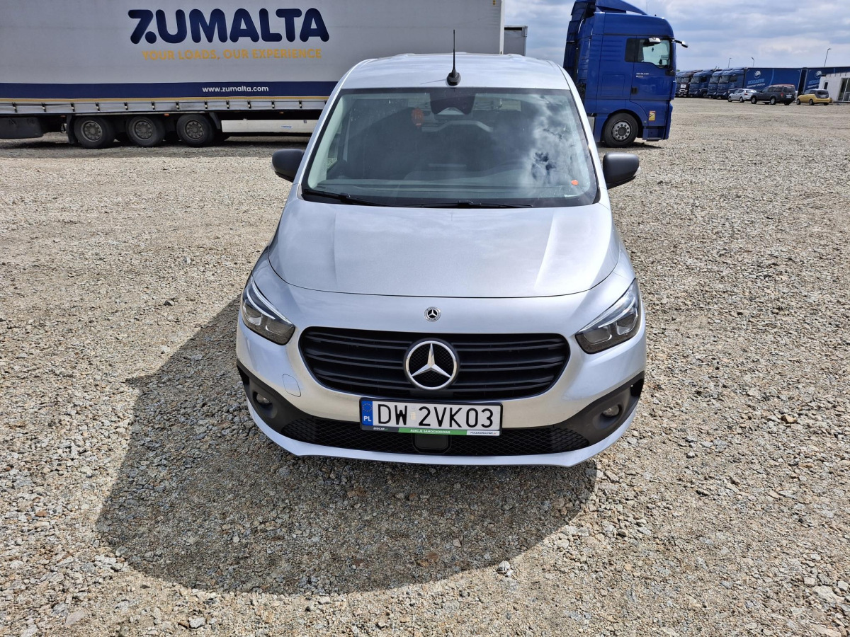 MERCEDES BENZ CITAN FURGON PRZESZKLONY - Furgon: slika 2 MERCEDES BENZ CITAN FURGON PRZESZKLONY - Furgon: slika 2