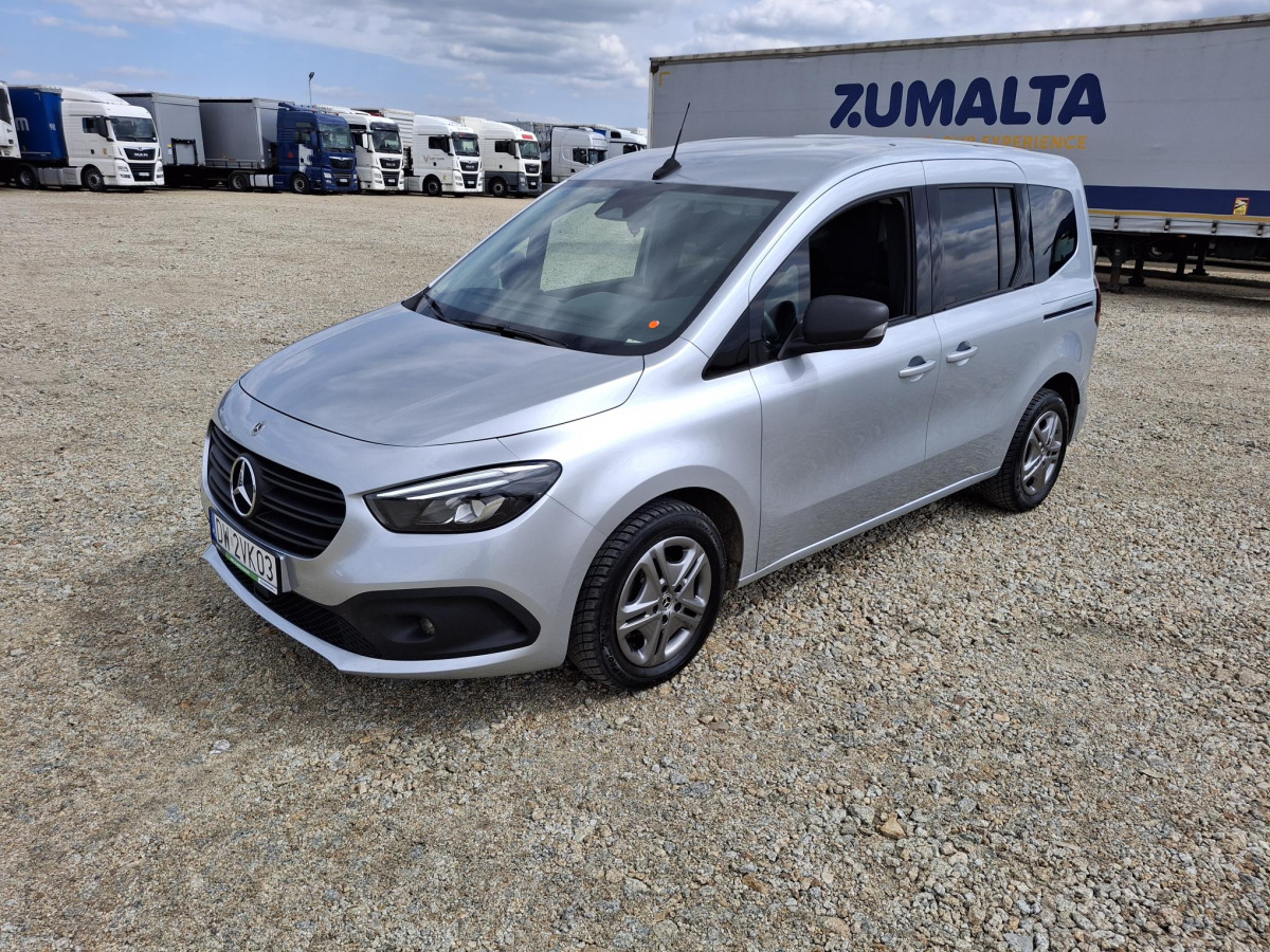 MERCEDES BENZ CITAN FURGON PRZESZKLONY - Furgon: slika 4 MERCEDES BENZ CITAN FURGON PRZESZKLONY - Furgon: slika 4