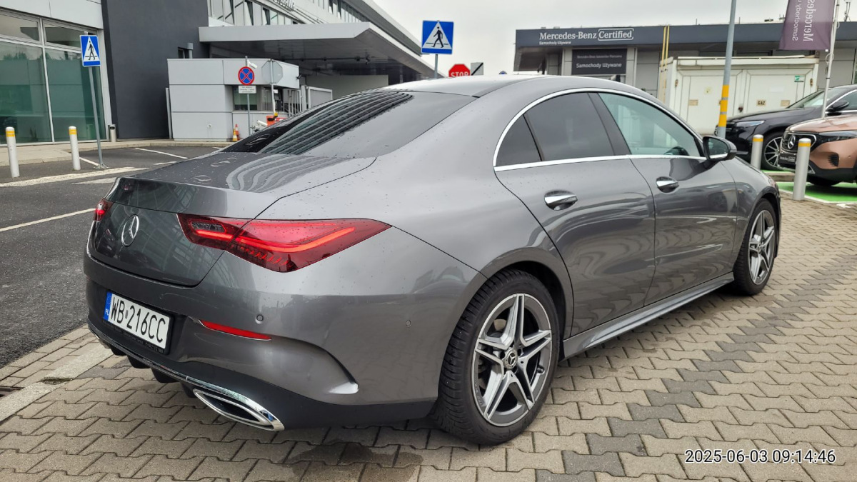 MERCEDES BENZ CLA SEDAN - Limuzina: slika 4 MERCEDES BENZ CLA SEDAN - Limuzina: slika 4