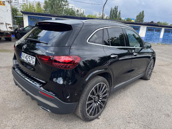 MERCEDES BENZ GLA SUV - SUVSUV: slika 3 MERCEDES BENZ GLA SUV - SUVSUV: slika 3