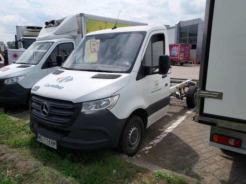 MERCEDES BENZ SPRINTER RAMA DO ZABUDOWY - Kamion sa golom šasijom i zatvorenom kabinom: slika 2 MERCEDES BENZ SPRINTER RAMA DO ZABUDOWY - Kamion sa golom šasijom i zatvorenom kabinom: slika 2