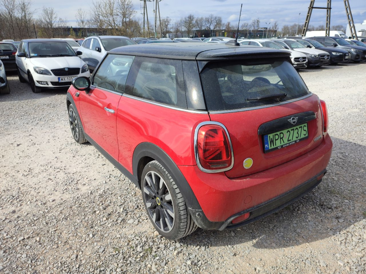 MINI Cooper SE Classic Trim HATCHBACK - Hečbek: slika 4 MINI Cooper SE Classic Trim HATCHBACK - Hečbek: slika 4