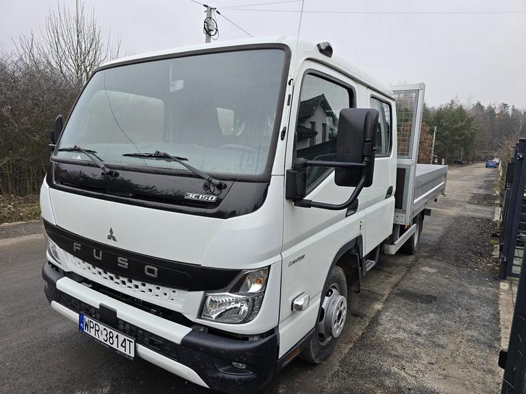 MITSUBISHI CANTER DOKA - Dostavno vozilo sa duplom kabinom: slika 2 MITSUBISHI CANTER DOKA - Dostavno vozilo sa duplom kabinom: slika 2