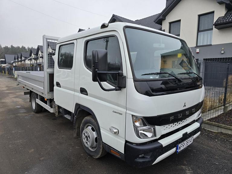 MITSUBISHI CANTER DOKA - Dostavno vozilo sa duplom kabinom: slika 1 MITSUBISHI CANTER DOKA - Dostavno vozilo sa duplom kabinom: slika 1