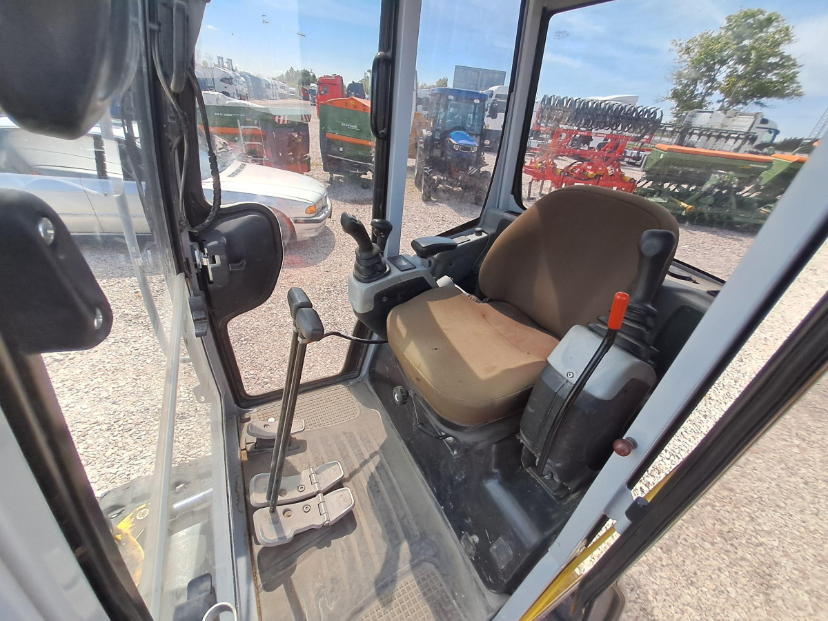 Minikoparka WACKER NEUSON ET24 - 2022 - 2,7t - 13,8kW - Świder - Mini bager: slika 5 Minikoparka WACKER NEUSON ET24 - 2022 - 2,7t - 13,8kW - Świder - Mini bager: slika 5