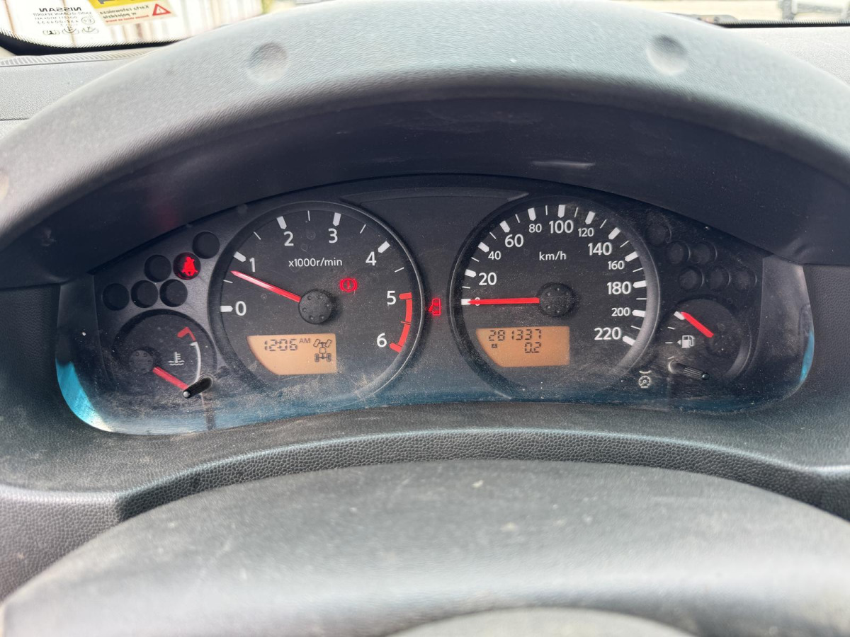 NISSAN NAVARA PICK-UP - Pikap: slika 5 NISSAN NAVARA PICK-UP - Pikap: slika 5