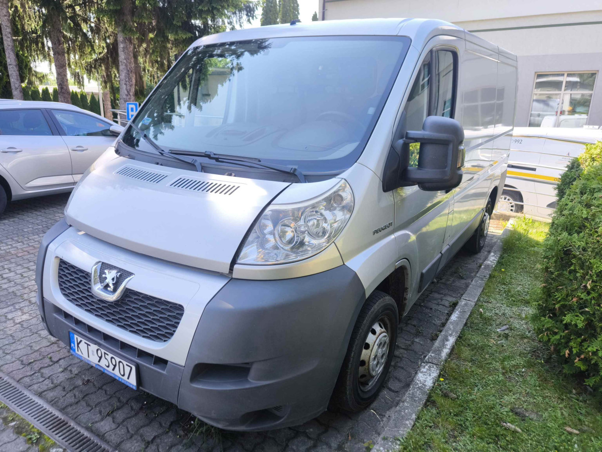 PEUGEOT BOXER FURGON BLASZAK - Furgon: slika 2 PEUGEOT BOXER FURGON BLASZAK - Furgon: slika 2