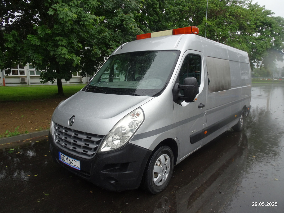 RENAULT MASTER BRYGADÓWKA - Dostavno vozilo sa duplom kabinom: slika 2 RENAULT MASTER BRYGADÓWKA - Dostavno vozilo sa duplom kabinom: slika 2