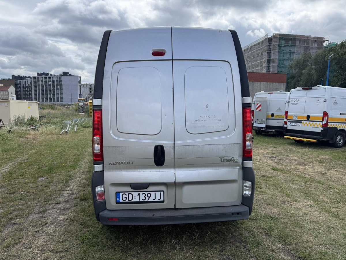 RENAULT TRAFIC FURGON BLASZAK - Furgon: slika 4 RENAULT TRAFIC FURGON BLASZAK - Furgon: slika 4