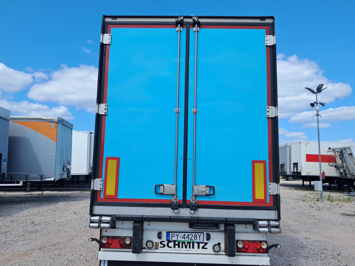 SCHMITZ CARGOBULL SCB*S3B CHŁODNIA - Prikolica hladnjače: slika 4 SCHMITZ CARGOBULL SCB*S3B CHŁODNIA - Prikolica hladnjače: slika 4