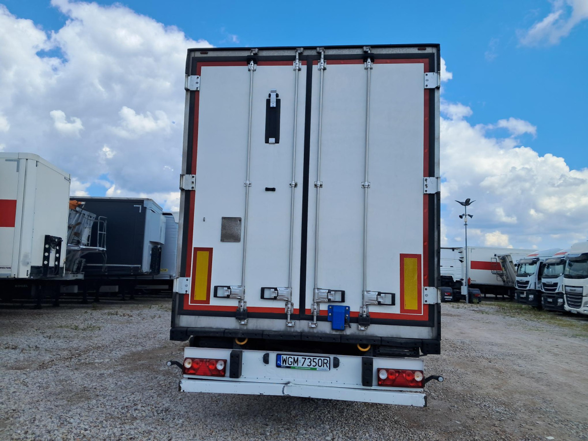 SCHMITZ CARGOBULL SCB*S3B CHŁODNIA - Prikolica hladnjače: slika 4 SCHMITZ CARGOBULL SCB*S3B CHŁODNIA - Prikolica hladnjače: slika 4