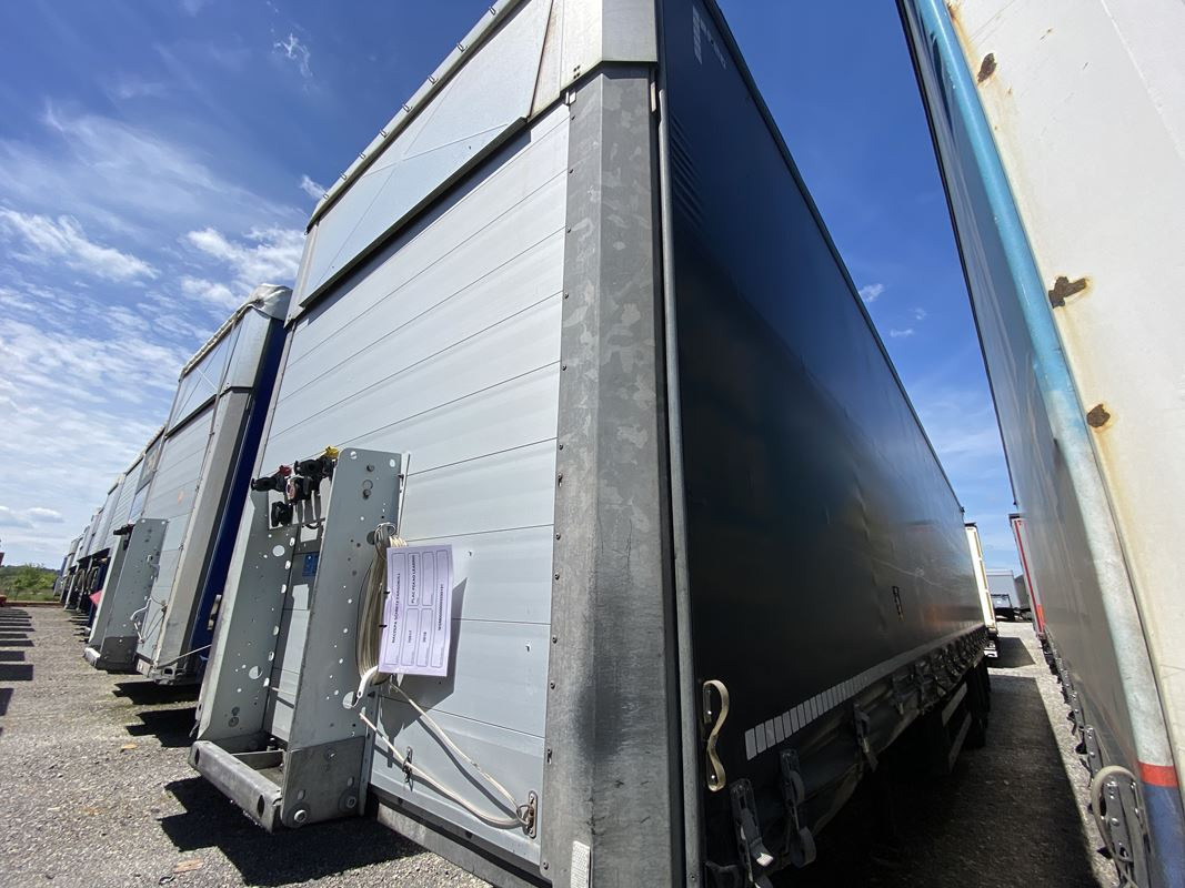 SCHMITZ CARGOBULL SCB S3T FIRANA - Prikolica sa ceradom: slika 5 SCHMITZ CARGOBULL SCB S3T FIRANA - Prikolica sa ceradom: slika 5