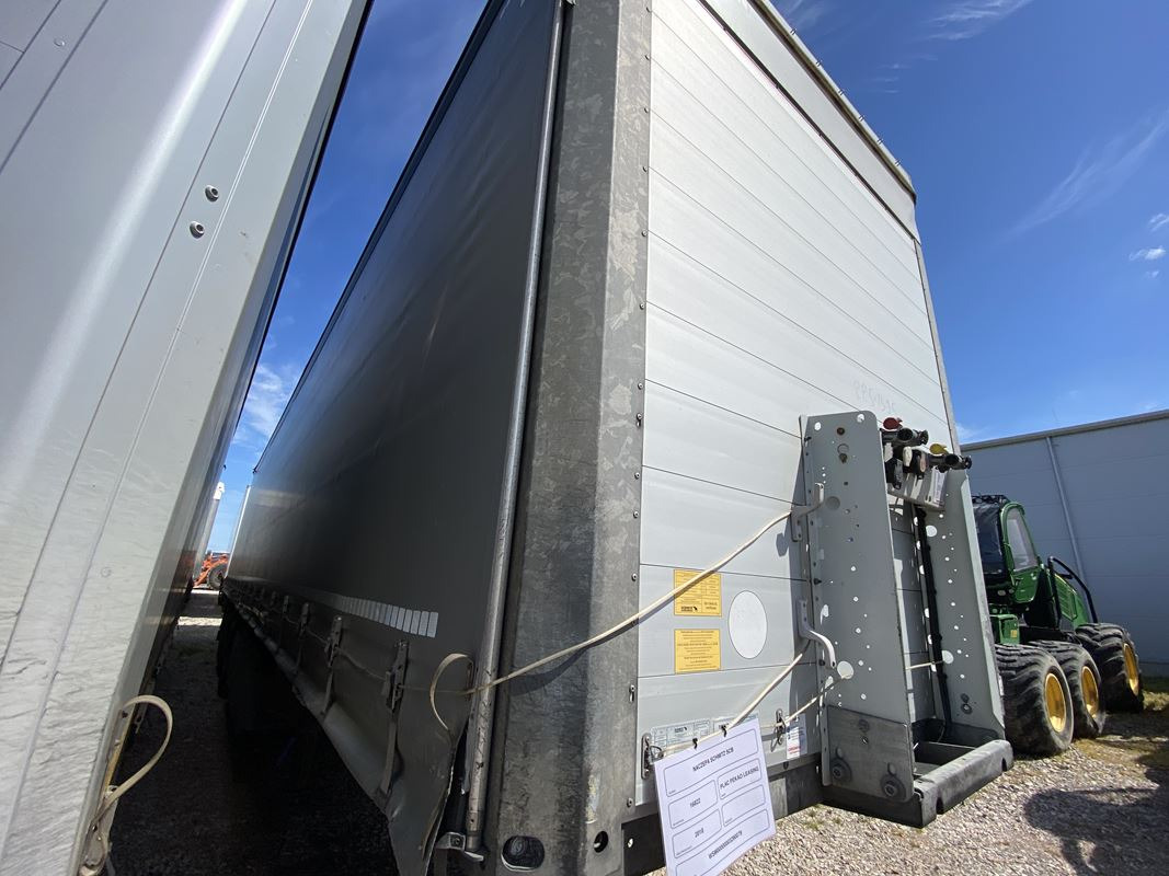 SCHMITZ CARGOBULL SCB S3T FIRANA - Prikolica sa ceradom: slika 4 SCHMITZ CARGOBULL SCB S3T FIRANA - Prikolica sa ceradom: slika 4