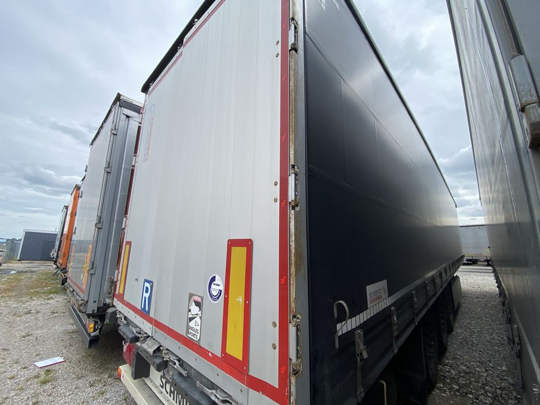 SCHMITZ CARGOBULL SCB S3T FIRANA - Prikolica sa ceradom: slika 5 SCHMITZ CARGOBULL SCB S3T FIRANA - Prikolica sa ceradom: slika 5