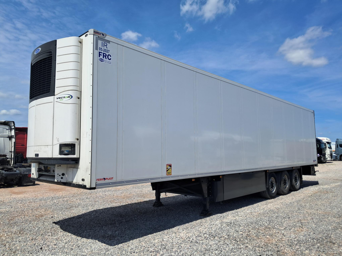 SCHMITZ CARGOBULL SKO 24/L-13.4 FP COOL V7 CHŁODNIA - Prikolica hladnjače: slika 2 SCHMITZ CARGOBULL SKO 24/L-13.4 FP COOL V7 CHŁODNIA - Prikolica hladnjače: slika 2