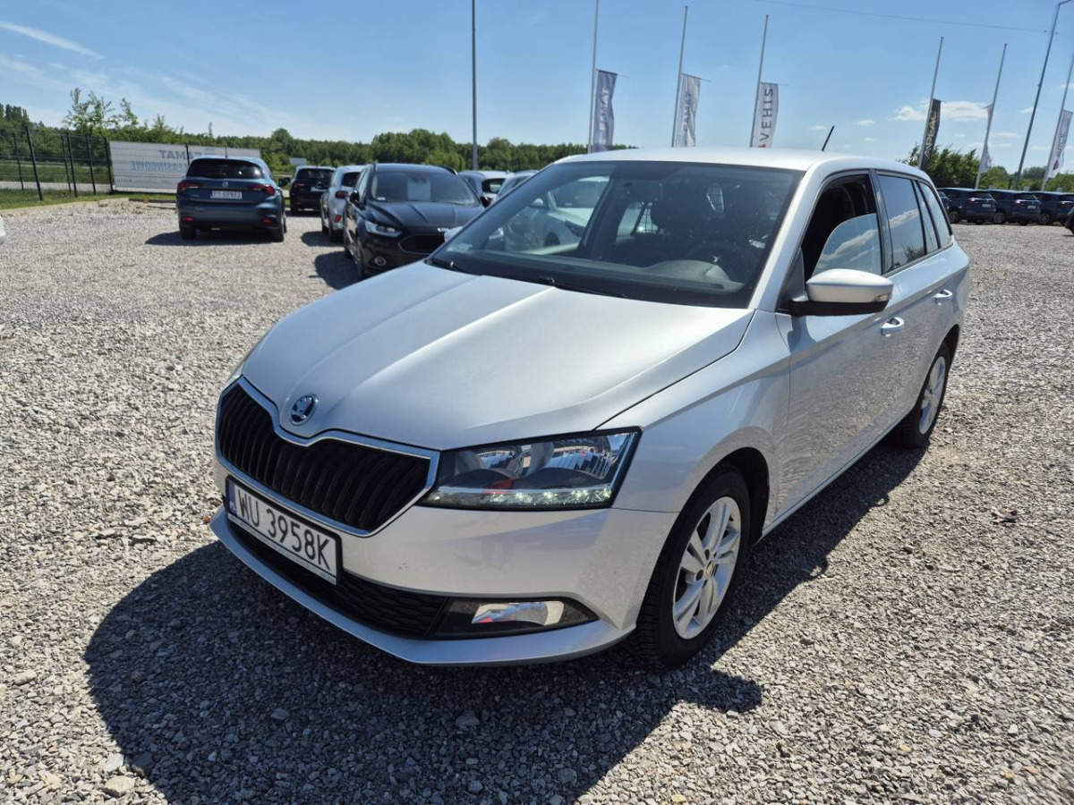 SKODA FABIA VAN+ HATCHBACK HOMOLOGACJA JAKO SAMOCHÓD CIĘŻAROWY - Hečbek: slika 3 SKODA FABIA VAN+ HATCHBACK HOMOLOGACJA JAKO SAMOCHÓD CIĘŻAROWY - Hečbek: slika 3