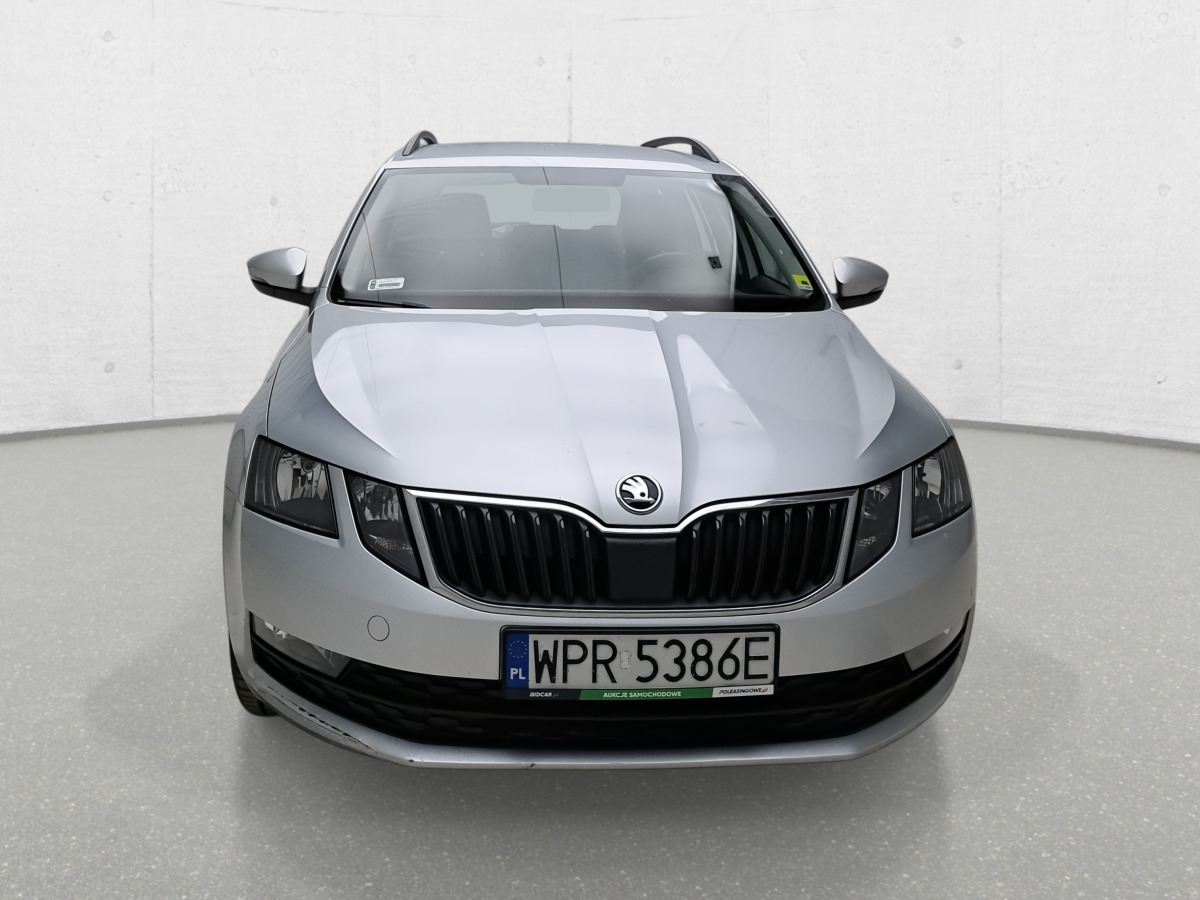 SKODA OCTAVIA KOMBI - Automobil: slika 3 SKODA OCTAVIA KOMBI - Automobil: slika 3