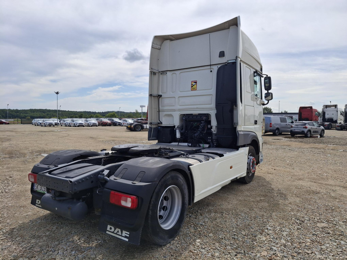 DAF XF 450 FT CIĄGNIK SIODŁOWY - Tegljač: slika 5 DAF XF 450 FT CIĄGNIK SIODŁOWY - Tegljač: slika 5