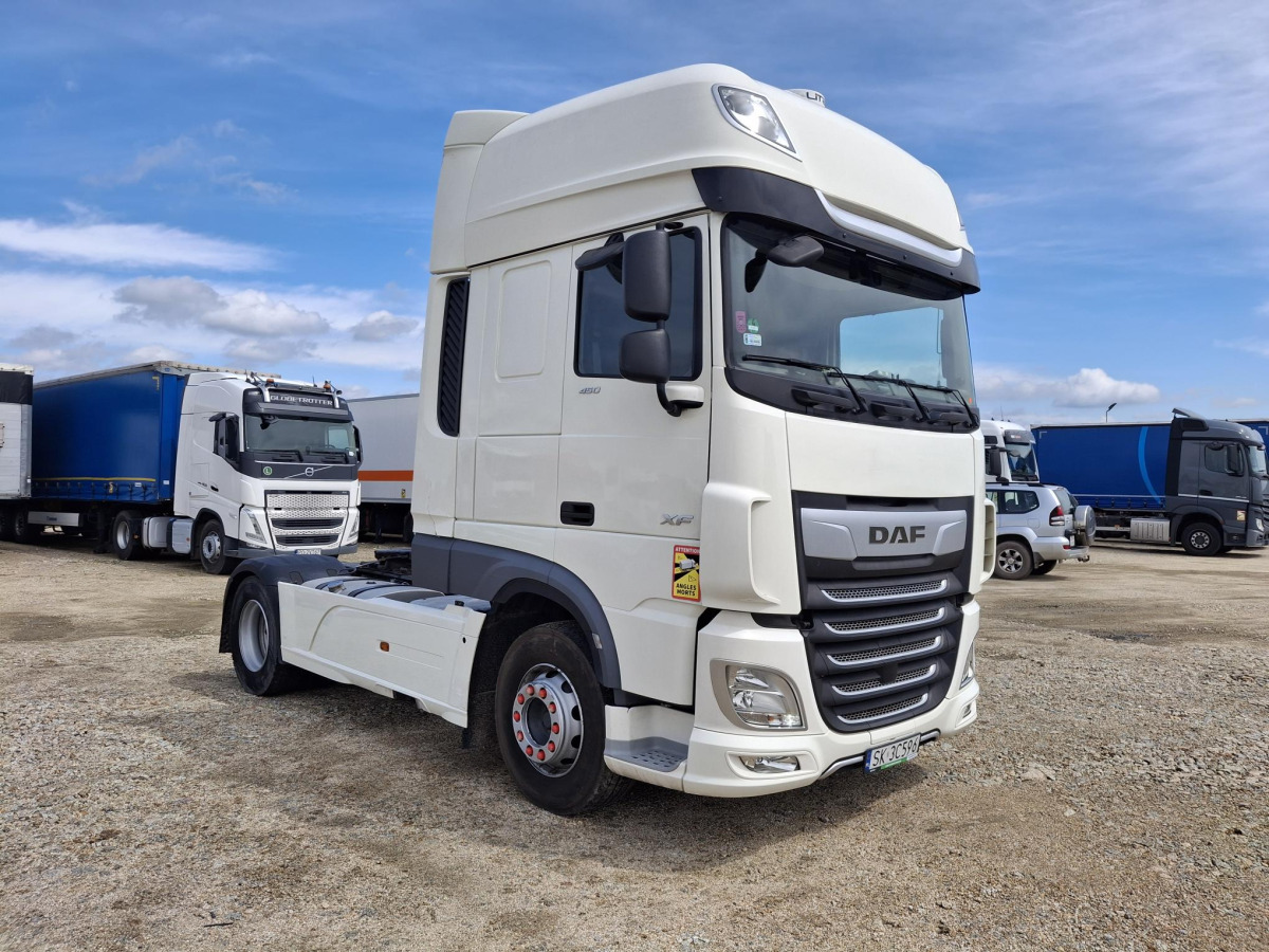 DAF XF 450 FT CIĄGNIK SIODŁOWY - Tegljač: slika 1 DAF XF 450 FT CIĄGNIK SIODŁOWY - Tegljač: slika 1