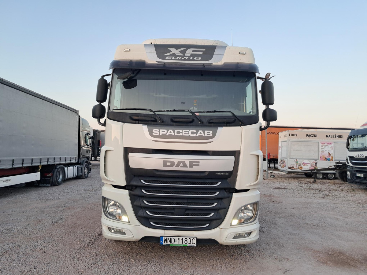 DAF XF 460 FT CIĄGNIK SIODŁOWY - Tegljač: slika 3 DAF XF 460 FT CIĄGNIK SIODŁOWY - Tegljač: slika 3