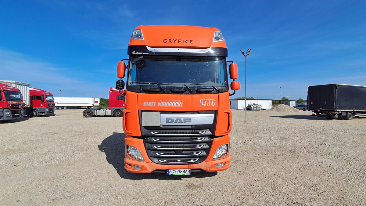 DAF XF 460 FT CIĄGNIK SIODŁOWY - Tegljač: slika 3 DAF XF 460 FT CIĄGNIK SIODŁOWY - Tegljač: slika 3