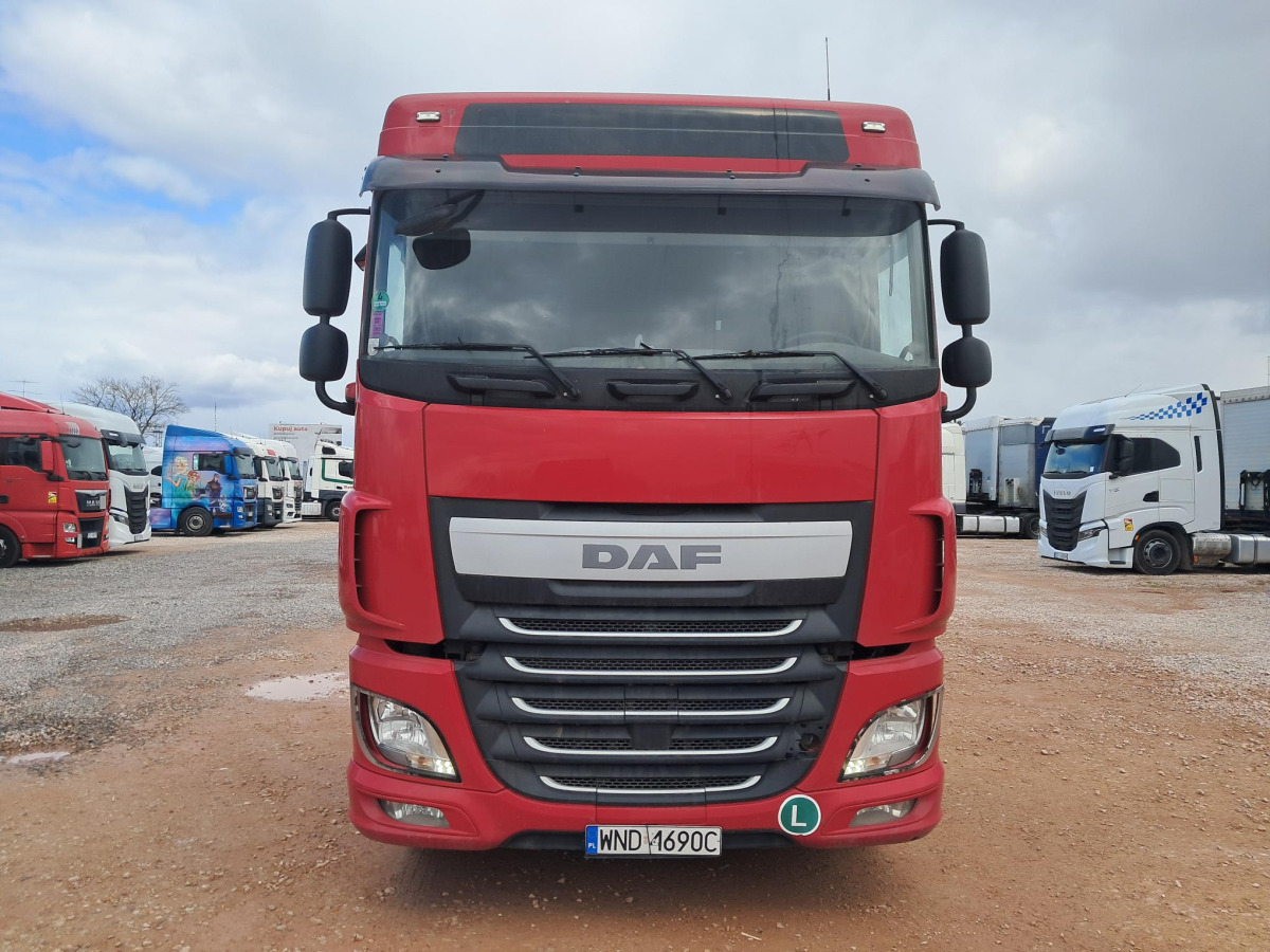 DAF XF 460 FT CIĄGNIK SIODŁOWY - Tegljač: slika 2 DAF XF 460 FT CIĄGNIK SIODŁOWY - Tegljač: slika 2