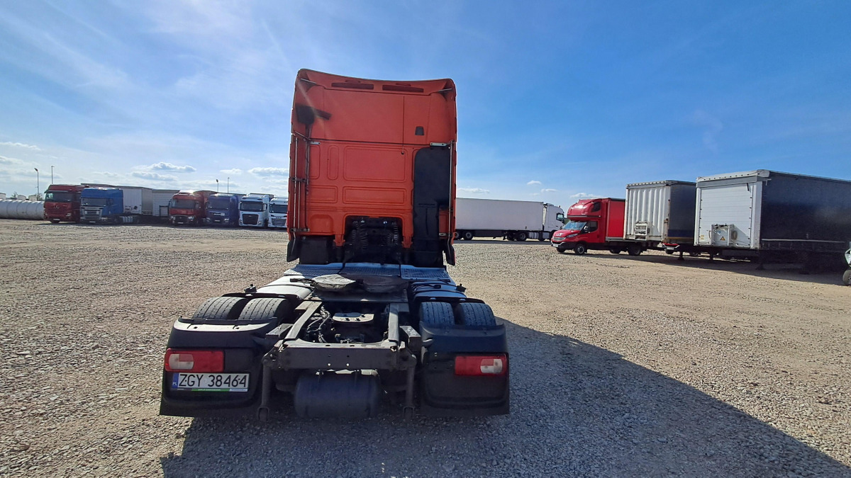 DAF XF 460 FT CIĄGNIK SIODŁOWY - Tegljač: slika 4 DAF XF 460 FT CIĄGNIK SIODŁOWY - Tegljač: slika 4