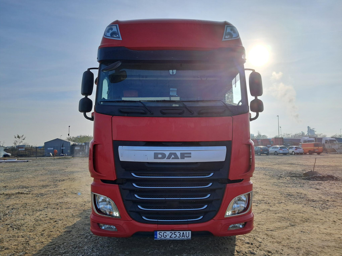 DAF XF 460 FT CIĄGNIK SIODŁOWY - Tegljač: slika 3 DAF XF 460 FT CIĄGNIK SIODŁOWY - Tegljač: slika 3