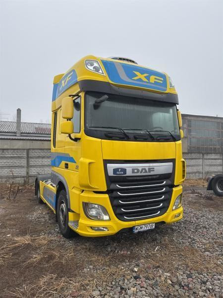 DAF XF CIĄGNIK SIODŁOWY - Tegljač: slika 1 DAF XF CIĄGNIK SIODŁOWY - Tegljač: slika 1