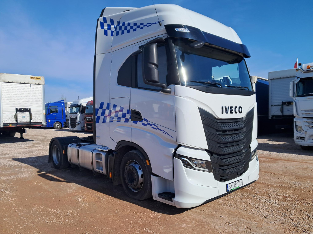 IVECO AS440ST/FP LT CIĄGNIK SIODŁOWY - Tegljač: slika 2 IVECO AS440ST/FP LT CIĄGNIK SIODŁOWY - Tegljač: slika 2