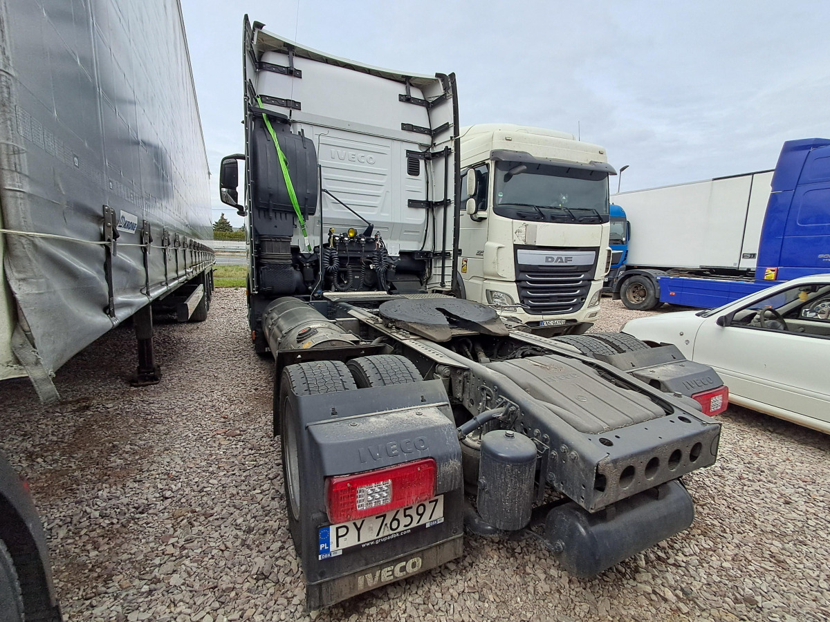 IVECO AS440ST/FP LT LNG CIĄGNIK SIODŁOWY - Tegljač: slika 5 IVECO AS440ST/FP LT LNG CIĄGNIK SIODŁOWY - Tegljač: slika 5