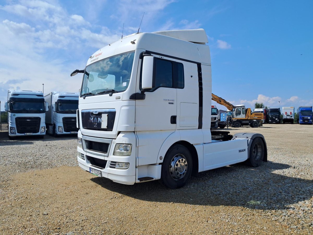 MAN TGX 18.440 CIĄGNIK SIODŁOWY - Tegljač: slika 2 MAN TGX 18.440 CIĄGNIK SIODŁOWY - Tegljač: slika 2