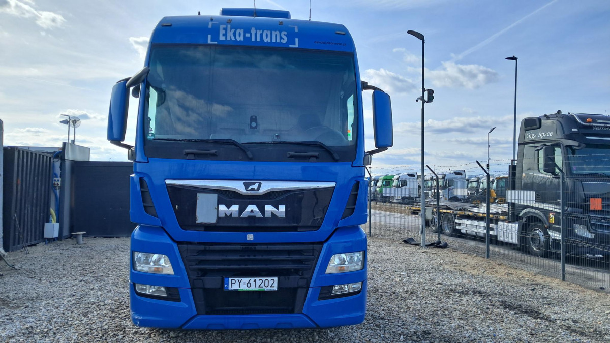MAN TGX CIĄGNIK SIODŁOWY - Tegljač: slika 3 MAN TGX CIĄGNIK SIODŁOWY - Tegljač: slika 3