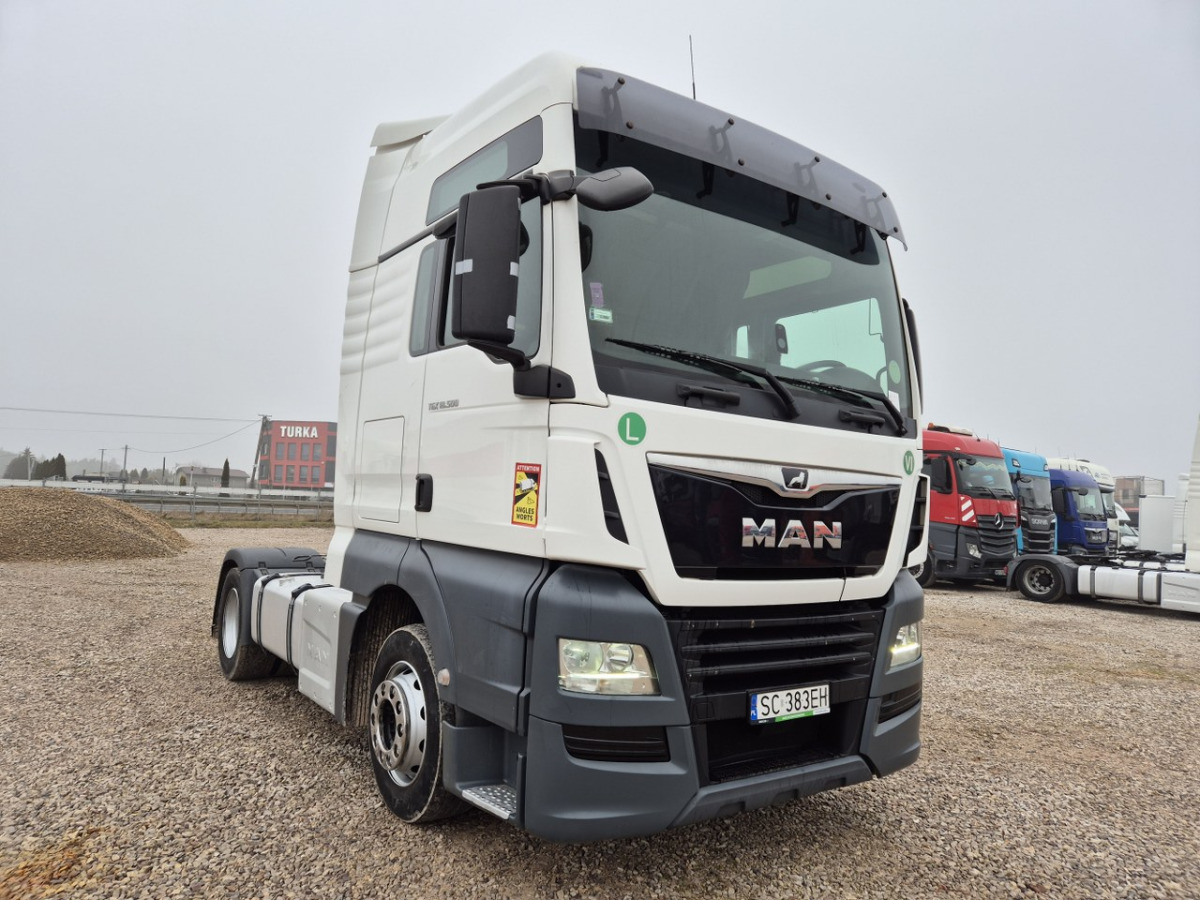 MAN TGX CIĄGNIK SIODŁOWY - Tegljač: slika 1 MAN TGX CIĄGNIK SIODŁOWY - Tegljač: slika 1