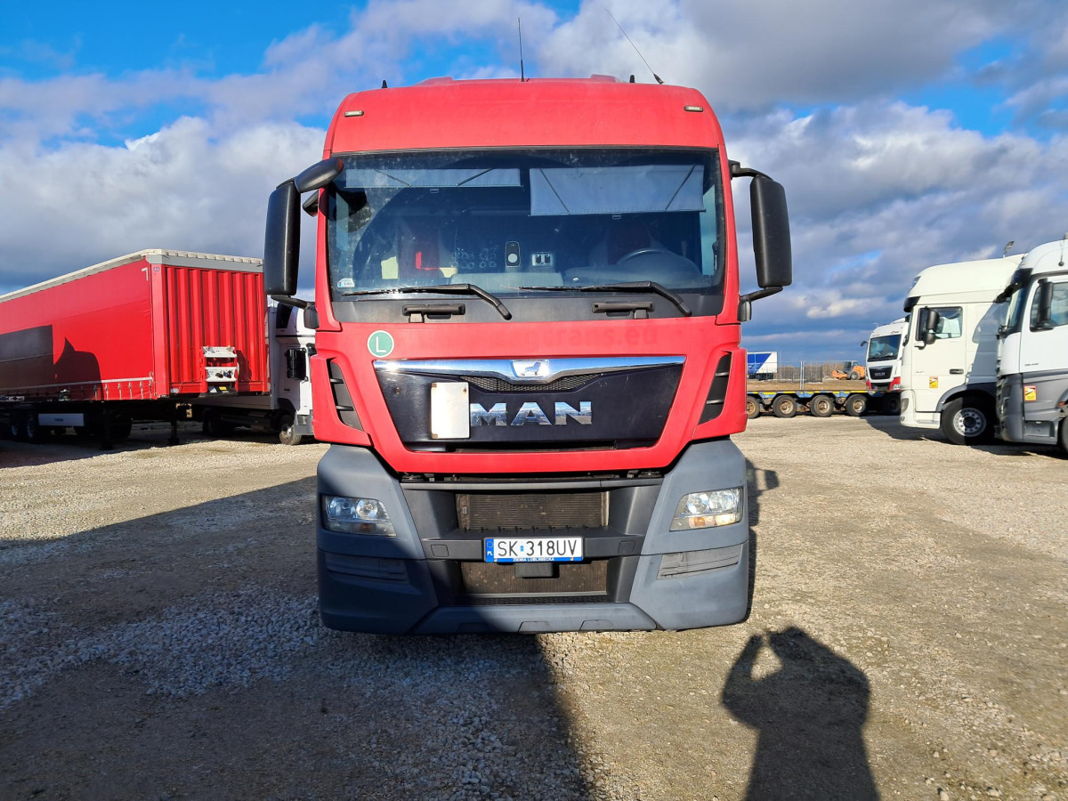 MAN TGX CIĄGNIK SIODŁOWY - Tegljač: slika 3 MAN TGX CIĄGNIK SIODŁOWY - Tegljač: slika 3