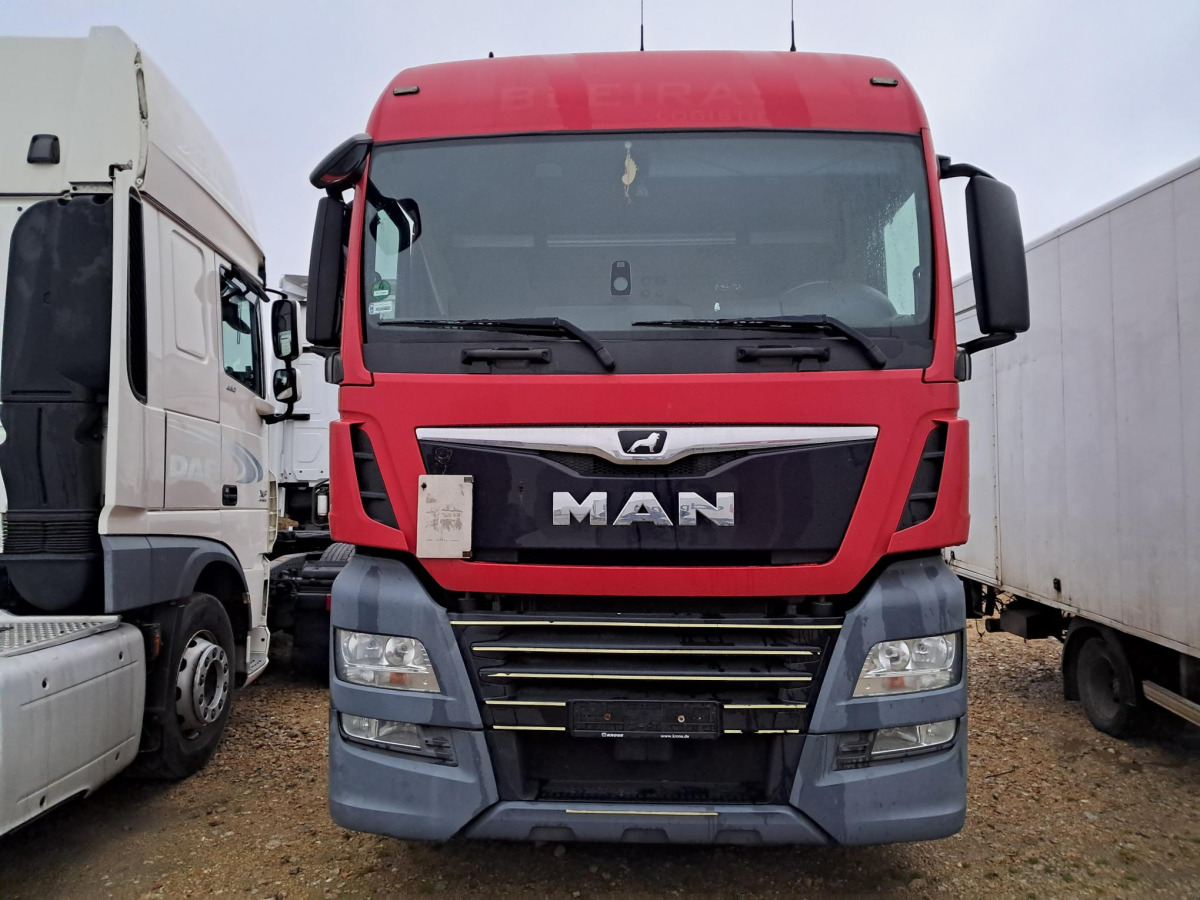 MAN TGX CIĄGNIK SIODŁOWY - Tegljač: slika 3 MAN TGX CIĄGNIK SIODŁOWY - Tegljač: slika 3