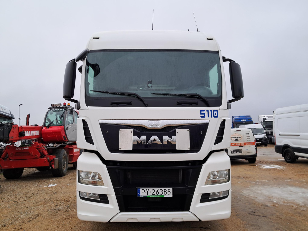 MAN TGX CIĄGNIK SIODŁOWY - Tegljač: slika 2 MAN TGX CIĄGNIK SIODŁOWY - Tegljač: slika 2