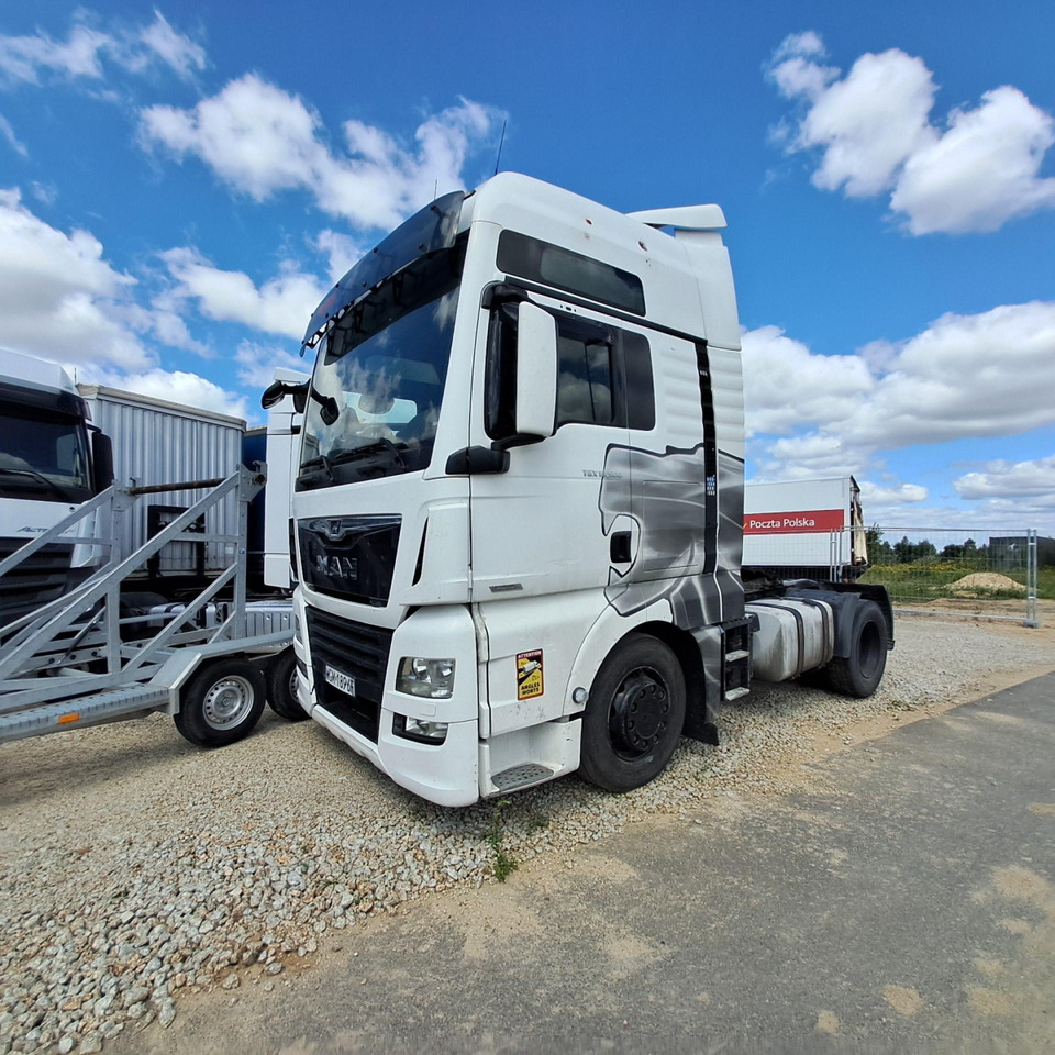 MAN TGX CIĄGNIK SIODŁOWY - Tegljač: slika 2 MAN TGX CIĄGNIK SIODŁOWY - Tegljač: slika 2