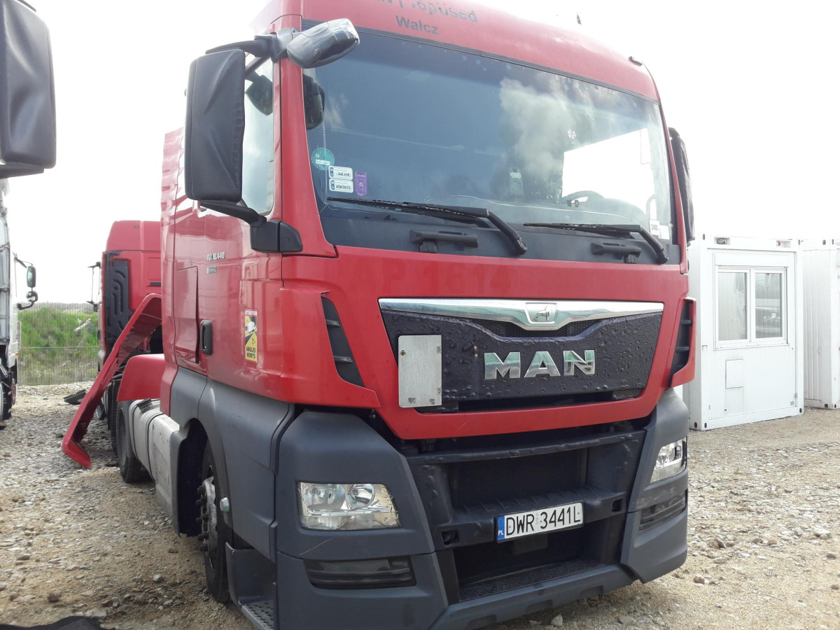 MAN TGX CIĄGNIK SIODŁOWY - Tegljač: slika 3 MAN TGX CIĄGNIK SIODŁOWY - Tegljač: slika 3