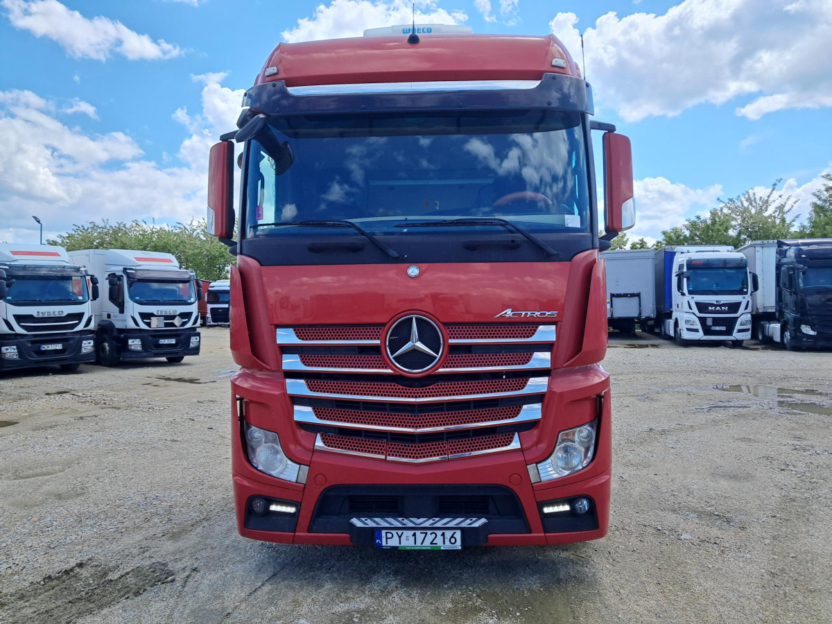 MERCEDES BENZ ACTROS CIĄGNIK SIODŁOWY - Tegljač: slika 2 MERCEDES BENZ ACTROS CIĄGNIK SIODŁOWY - Tegljač: slika 2
