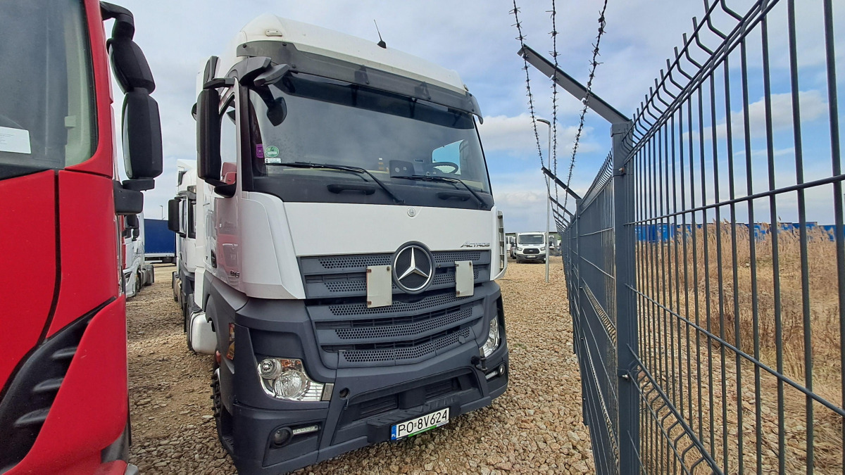MERCEDES BENZ ACTROS CIĄGNIK SIODŁOWY - Tegljač: slika 1 MERCEDES BENZ ACTROS CIĄGNIK SIODŁOWY - Tegljač: slika 1