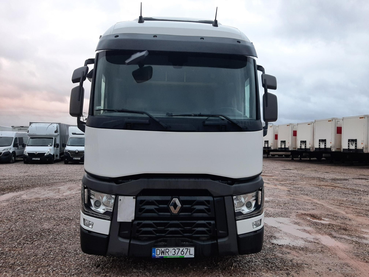 RENAULT T CIĄGNIK SIODŁOWY - Tegljač: slika 2 RENAULT T CIĄGNIK SIODŁOWY - Tegljač: slika 2