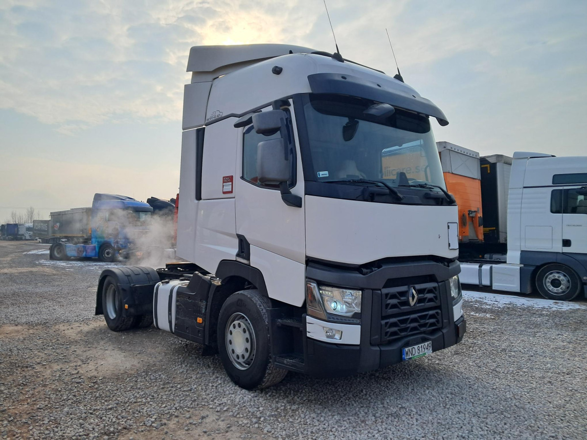 RENAULT T CIĄGNIK SIODŁOWY - Tegljač: slika 1 RENAULT T CIĄGNIK SIODŁOWY - Tegljač: slika 1